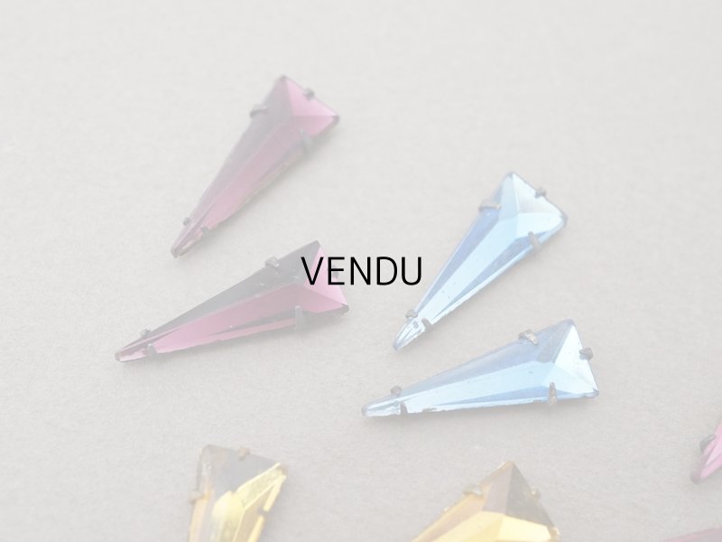 画像2: 19世紀末 アンティーク グラスストーン 8ピースのセット ラインストーン