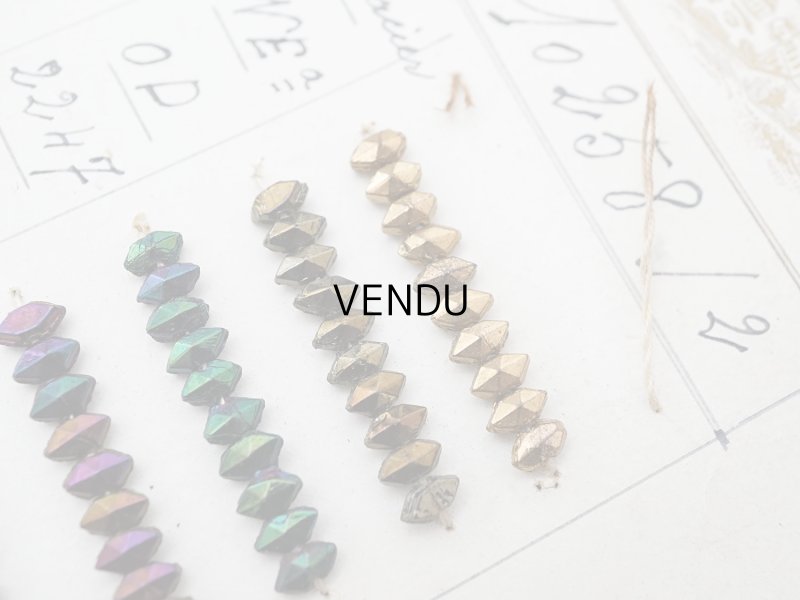 画像6: 19世紀末 アンティーク  サンプラー ガラスビーズ - AS & JHJS -