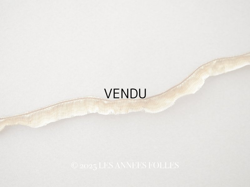 画像1: ＊蚤の市＊ 19世紀末 アンティーク  シルク製 フリル付 トリム 4.87m  8mm幅 ブラウン＆ゴールドのグラデーション 
