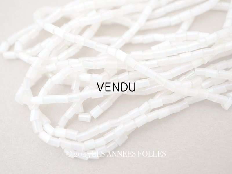 画像1: アンティーク ガラス製 オーロラ加工 サティネビーズ ホワイト オーロラ色 1cm=4粒 