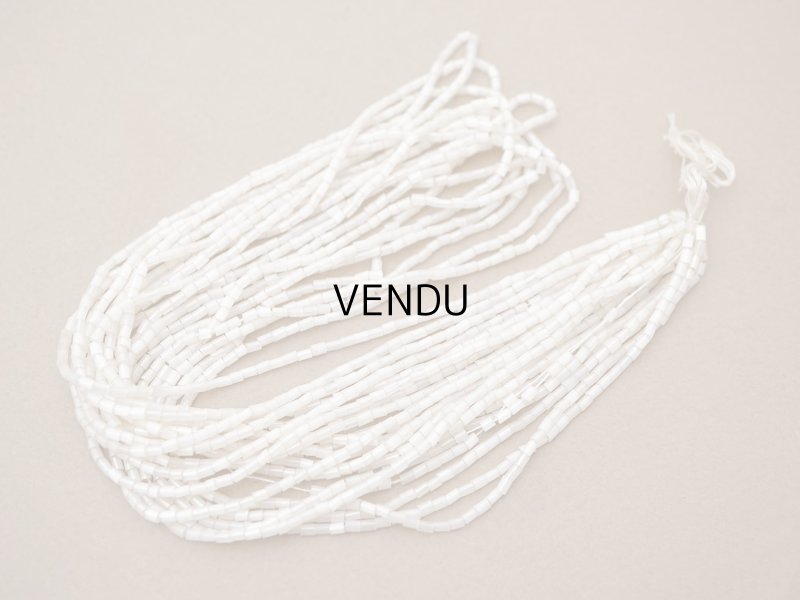 画像2: アンティーク ガラス製 オーロラ加工 サティネビーズ ホワイト オーロラ色 1cm=4粒 