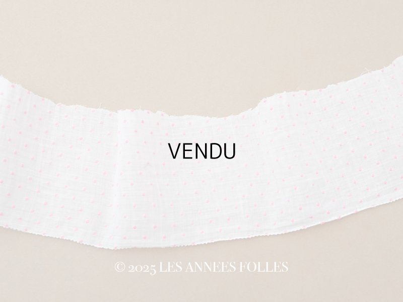 画像1: アンティーク ピンクの小さなドット刺繍入り コットンオーガンジー 6.57m ファブリック 生地