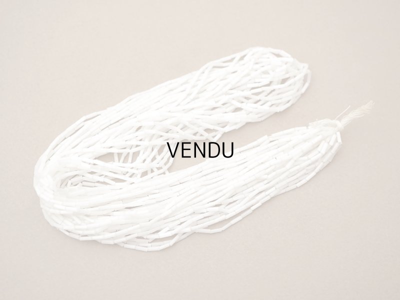 画像2: アンティーク ガラス製 サティネビーズ オフホワイト 4.5mm