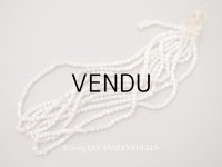 アンティーク ガラス製 サティネビーズ カット入り オフホワイト 1cm=3粒