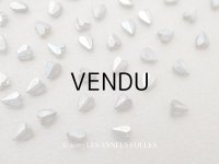 アンティーク 極小 ハート型 ガラスビーズ シルバー色 4.5×3.75mm 123ピース