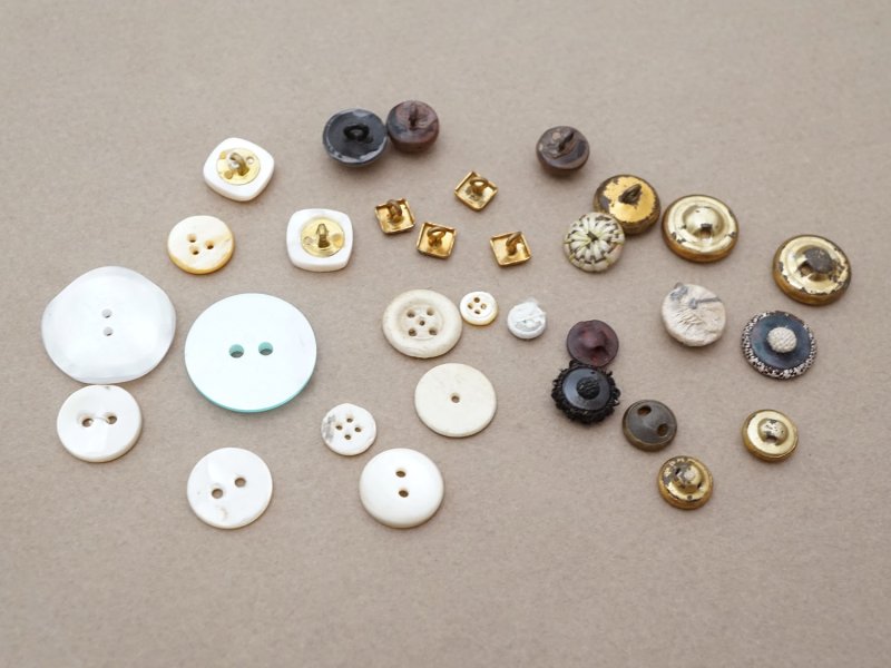 画像5: *蚤の市セット*アンティーク ボタンのセット