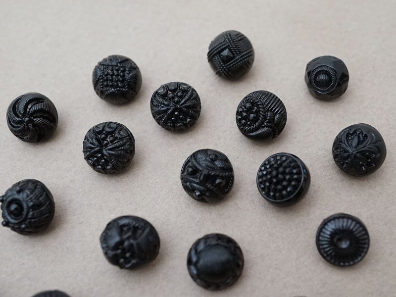 画像5: *蚤の市セット*アンティーク フレンチジェットのボタン 27ピースのセット