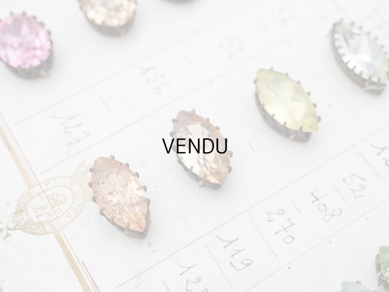 画像9: 19世紀末 アンティーク  サンプラー 大きなラインストーン パステルカラー グラスストーン - A.S.F -