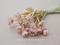 アンティーク デイジーの布花 16輪のセット