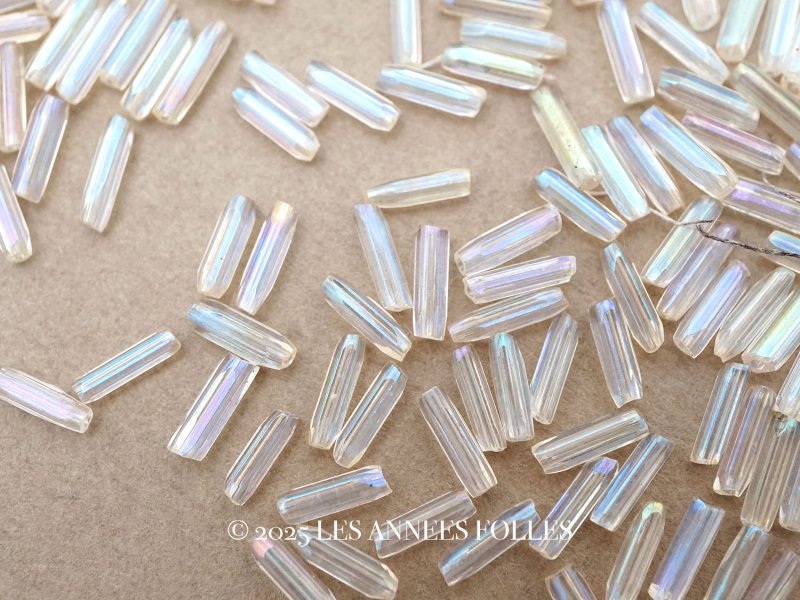 画像1: アンティーク ガラスビーズ カット入り オーロラ加工 ライン入り 2×7mm ストライプ 40g