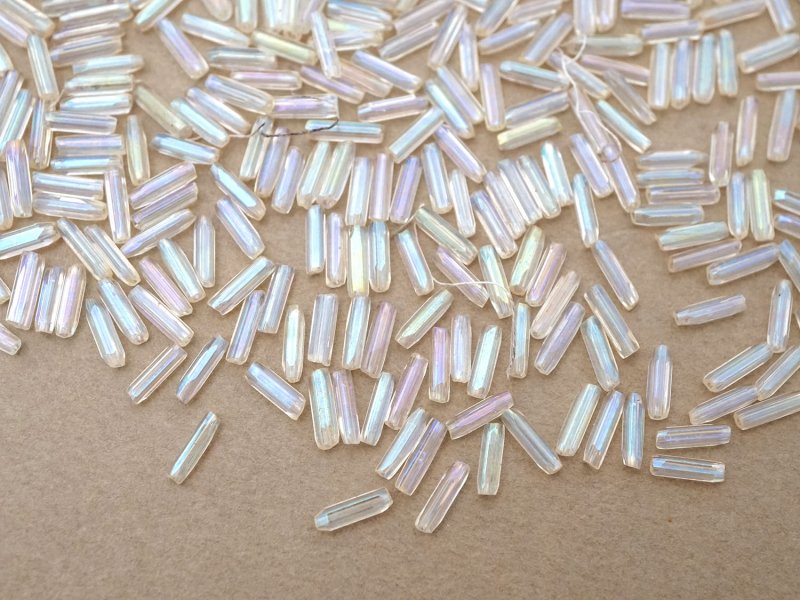 画像5: アンティーク ガラスビーズ カット入り オーロラ加工 ライン入り 2×7mm ストライプ 40g