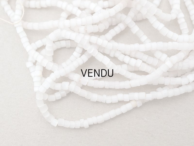 画像4: アンティーク ガラス製 サティネビーズ カット入り オフホワイト 2種セット 24g