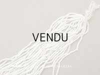 アンティーク シードビーズ 生成り エクリュ 1cm=8粒 