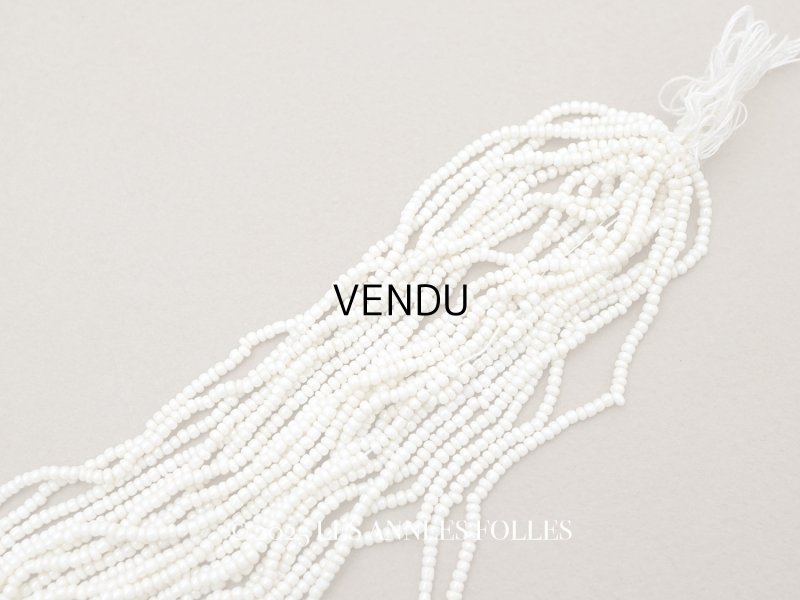 画像1: アンティーク シードビーズ 生成り エクリュ 1cm=8粒 