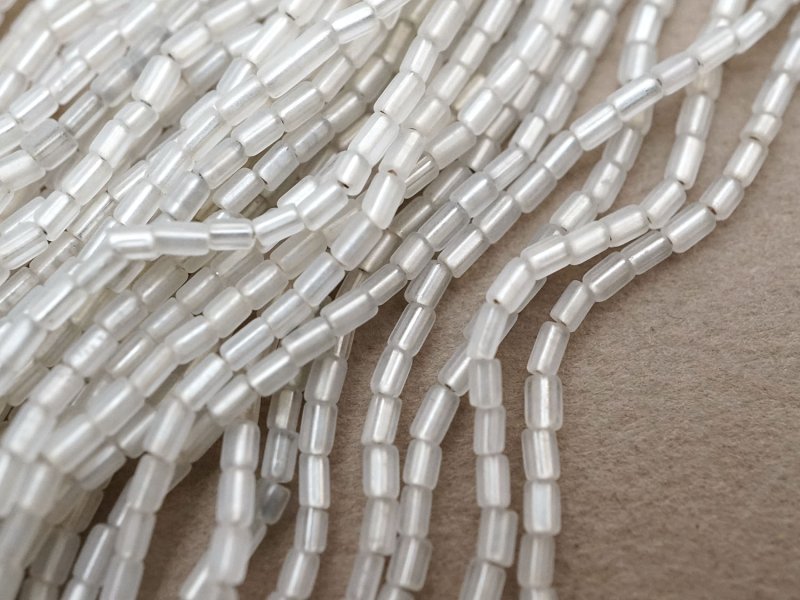 画像4: アンティーク シードビーズ 半透明＆シルバー ガラス製 1cm=4粒 36g