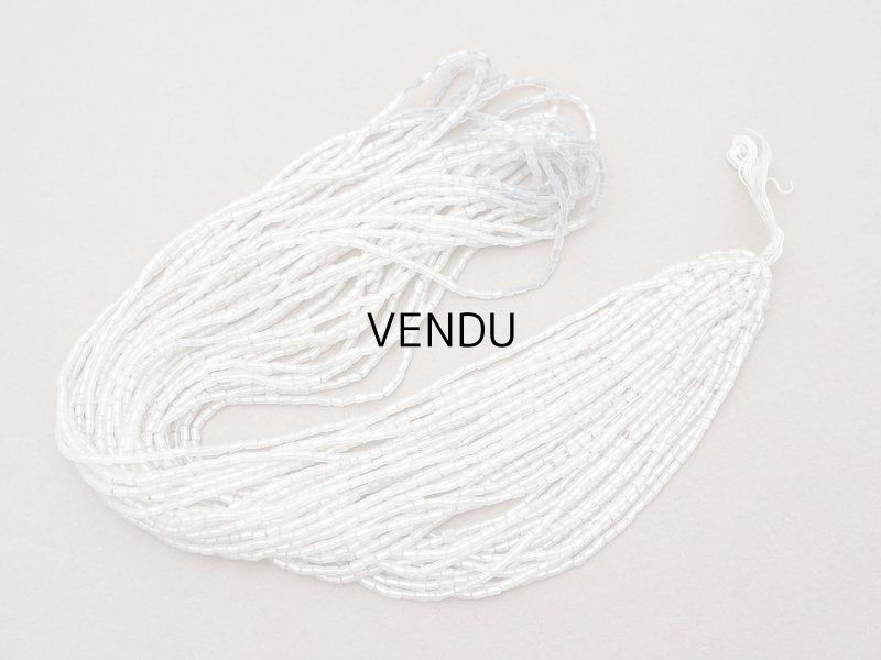 画像2: アンティーク シードビーズ 半透明＆シルバー ガラス製 1cm=4粒 36g