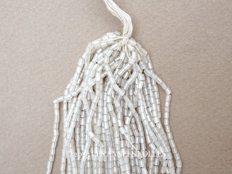 画像1: アンティーク シードビーズ 半透明＆シルバー ガラス製 1cm=4粒 36g