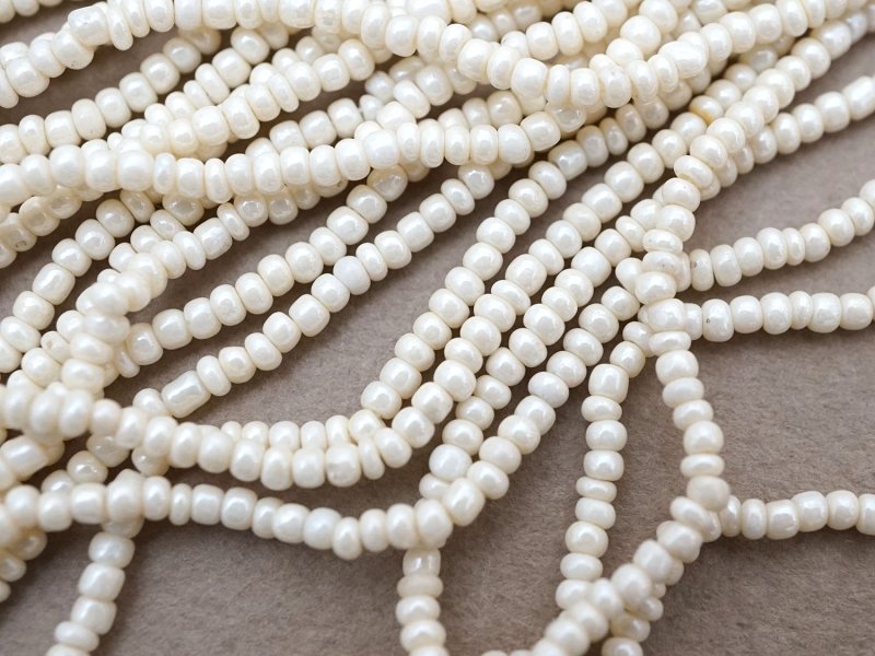 画像3: アンティーク シードビーズ 生成り エクリュ 1cm=8粒 