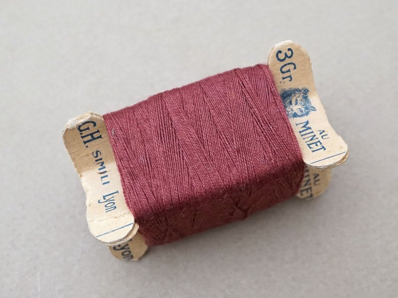 画像4: アンティーク  猫の糸巻き ボルドー - AU MINET -