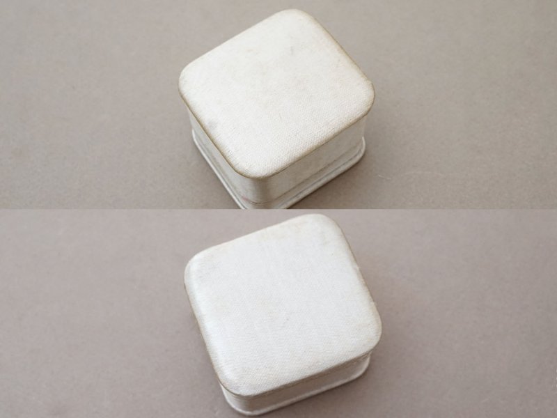 画像3: アンティーク シルクサテンのジュエリーボックス  オフホワイト