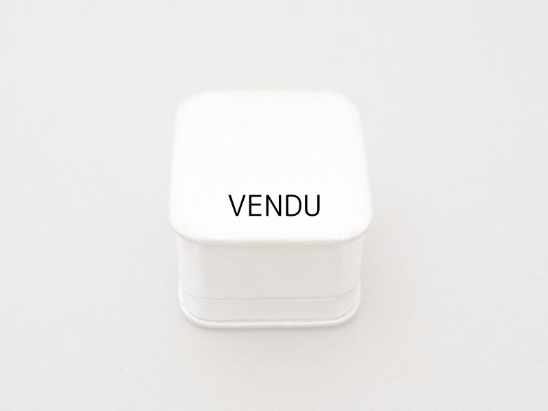 画像2: アンティーク シルクサテンのジュエリーボックス  オフホワイト