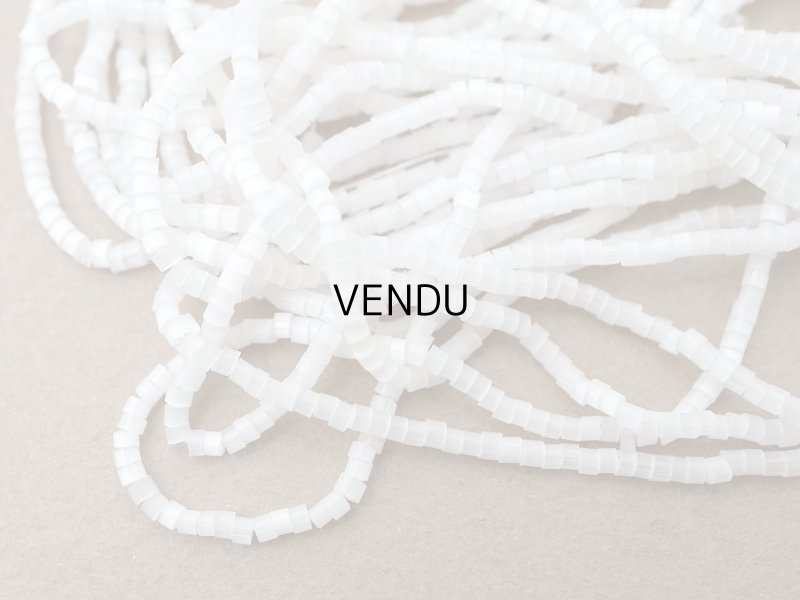 画像4: アンティーク ガラス製 サティネビーズ ホワイト 26g 1cm=8.5粒