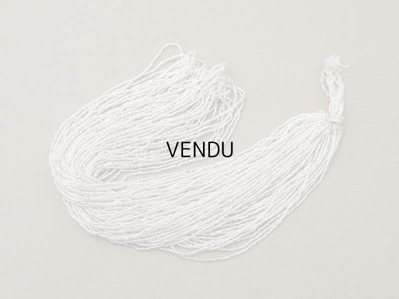 画像2: アンティーク クリア＆シルバー シードビーズ  ガラスビーズ 34〜42g 1cm=8.5粒