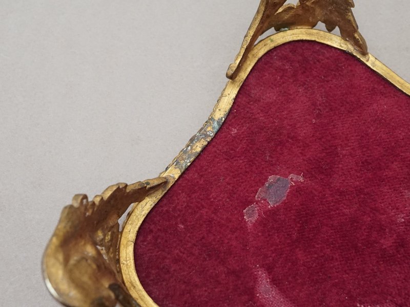 画像6: 【クリスマスセール2025対象外】アンティーク ベルベットの台座 ボルドー 