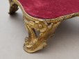 画像8: 【クリスマスセール2025対象外】アンティーク ベルベットの台座 ボルドー  (8)