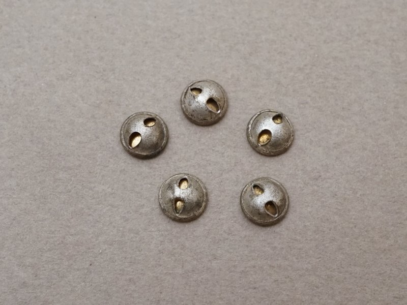 画像4: 【クリスマスセール2025対象外】19世紀 アンティーク 極小 メタルボタン 7mm 5点セット