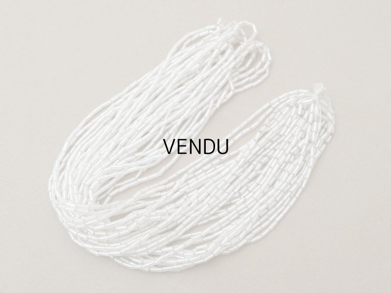 画像2: アンティーク ガラスビーズ 半透明＆シルバー ガラス製 5×2mm 36〜39g