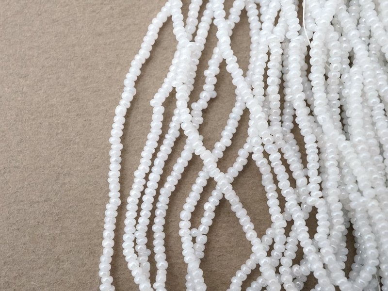 画像3: アンティーク 極小 パールホワイトのシードビーズ 1cm=10粒 72〜88g