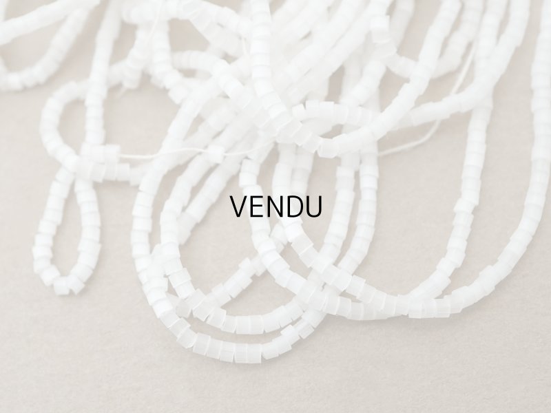 画像3: アンティーク ガラス製 サティネビーズ オフホワイト 1cm=9粒 27〜28g