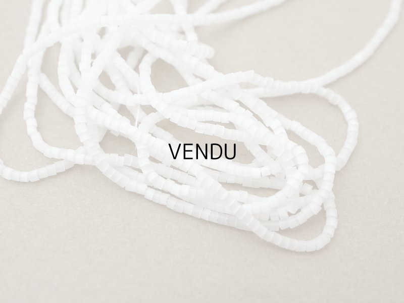 画像3: アンティーク ガラス製 サティネビーズ ホワイト 1cm=8粒 17〜19g