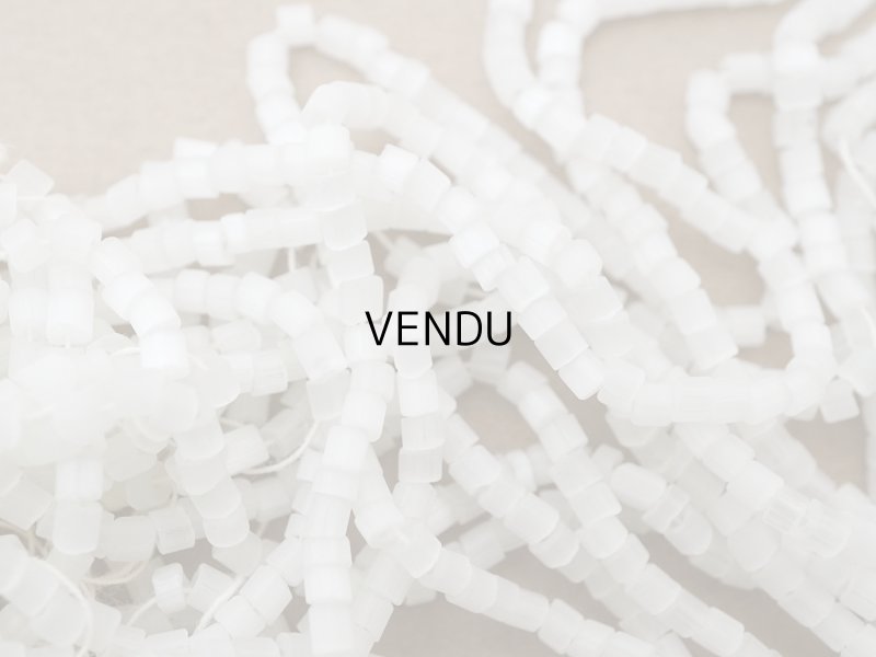 画像2: アンティーク サティネビーズ ホワイト ガラスビーズ 1cm=4.5粒 61g