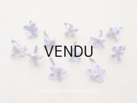 アンティーク 勿忘草の小さな布花 薄い青紫 11ピースのセット 約14mm