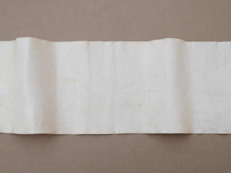 画像10: 18世紀 アンティーク シルクサテンのファブリック オフホワイト 205cm