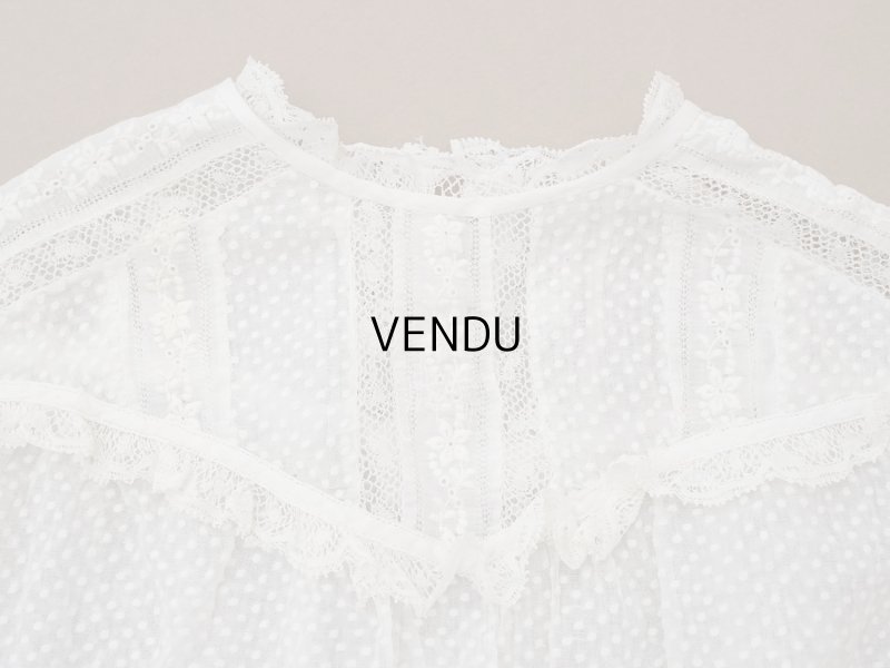 画像4: ＊蚤の市＊1900年頃 アンティーク ベビー用 ブラウスドット刺繍のコットンファブリック 