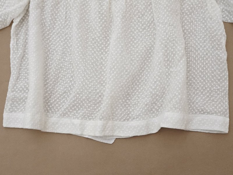 画像6: 1900年頃 アンティーク ベビー用 ブラウスドット刺繍のコットンファブリック 