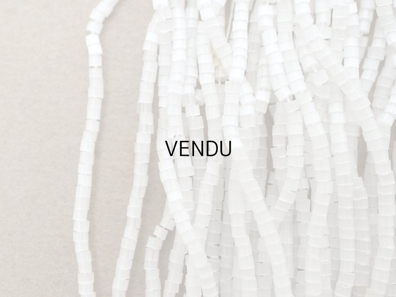 画像4: アンティーク ガラス製 サティネビーズ オフホワイト 1cm=9粒 21〜29g