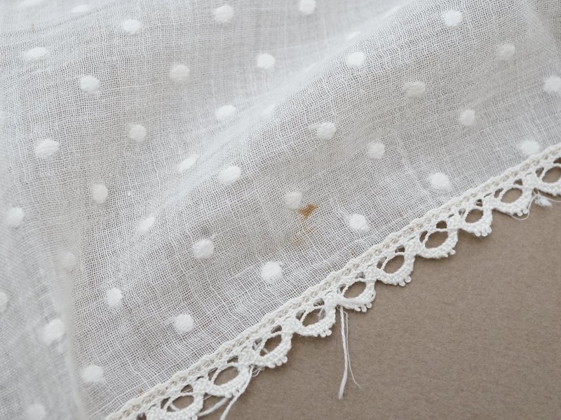 画像12: アンティーク  ドット刺繍入り コットンオーガンジー オフホワイト ファブリック テーブルクロス