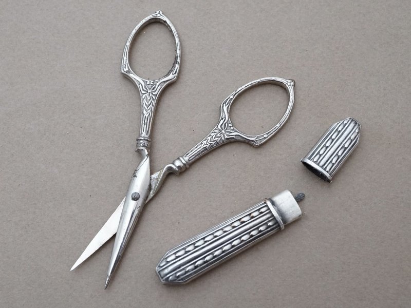 画像5: ＊蚤の市＊ フランス製 アンティーク 裁縫道具セット