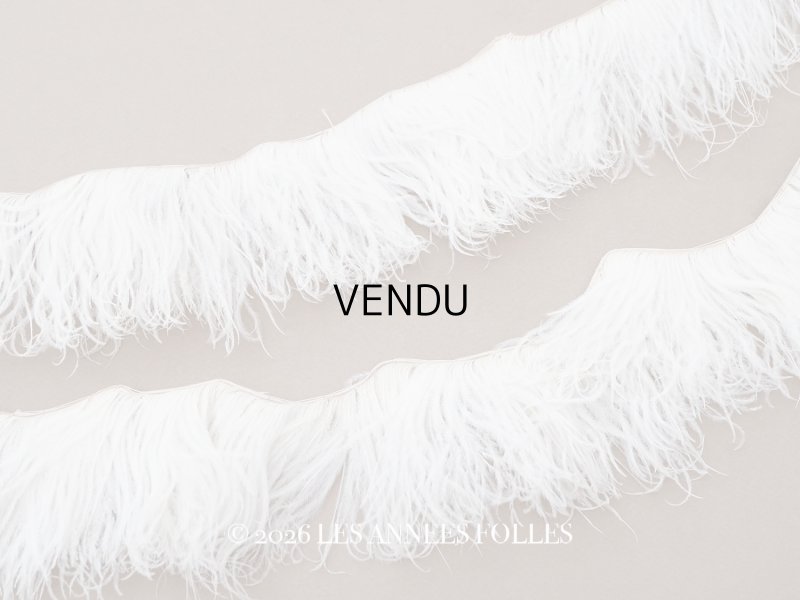 画像1: ＊蚤の市セット＊ アンティーク オフホワイトのフェザー 2点セット