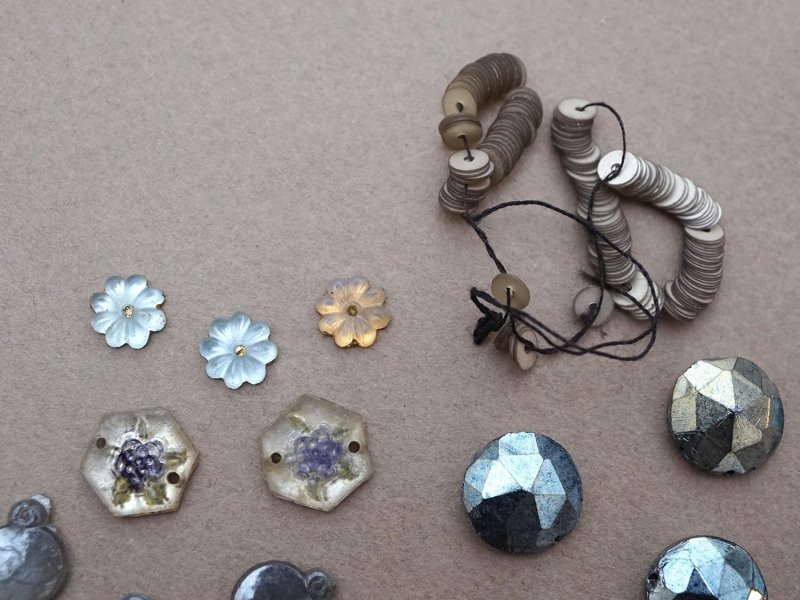 画像2: ＊蚤の市セット＊ アンティーク ビーズ＆スパンコールのセット