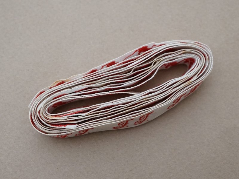 画像3: アンティーク 幅広 イニシャルテープ【FT】約1.87m ボルドー