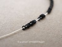 アンティーク ゼラチン製 スパンコール 極小 1.5mm 黒