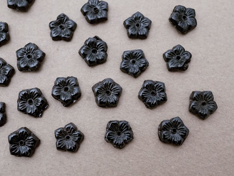 画像4: アンティーク ガラス製 ビーズ 花型 黒 8mm 約20ピースのセット