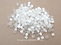 アンティーク 大粒 サティネビーズ ホワイト ガラスビーズ 約150ピースのセット