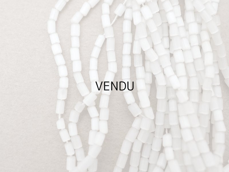 画像3: アンティーク ガラス製 サティネビーズ グレイッシュホワイト 23g 1cm=4粒 