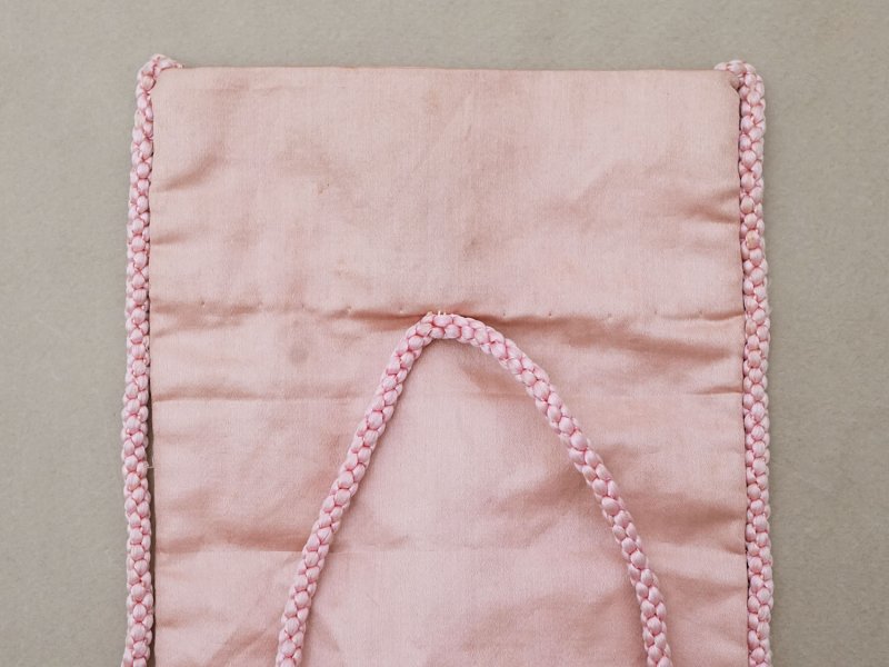 画像7: アンティーク ロココモチーフ付 シルク製 お菓子袋 オモニエール オールドローズ 